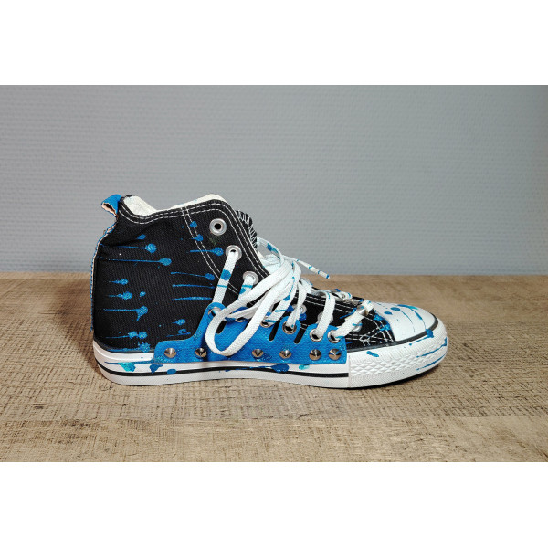 Baskets Street Art – Sneakers Urbaines Bleu ou Noir