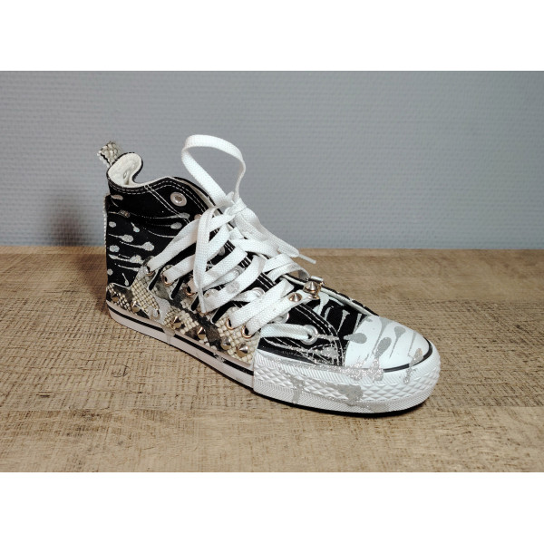 Baskets Street Art – Sneakers Urbaines Bleu ou Noir