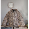 Chaqueta acolchada con estampado de leopardo