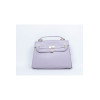 Bolso morado con herrajes dorados