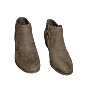 Botas de mujer en color topo - Estilo premium con un aspecto natural