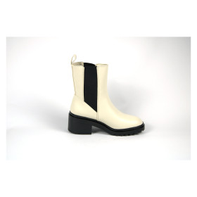 Ecru Leather Chelsea Boots — Amazon Essentials
