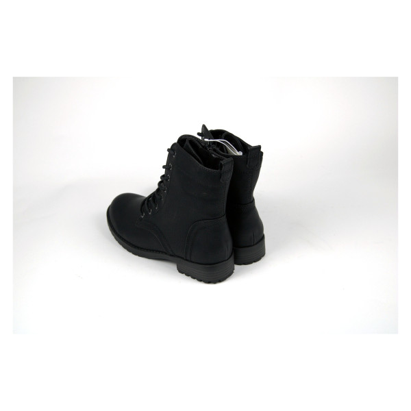 Collin Boots — Amazon Essentials