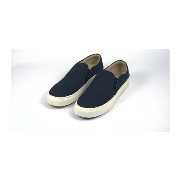 Navy slip-on canvas trainers — Amazon Essentials