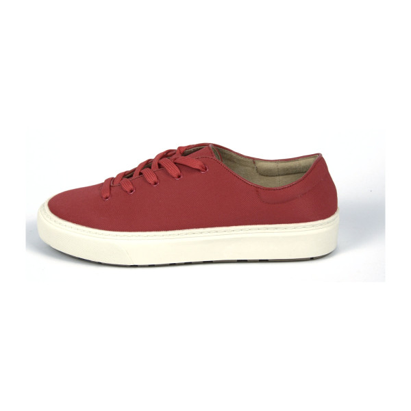 Rote Canvas-Sneaker mit Schnürung — Amazon Essentials