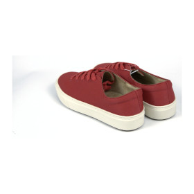 Zapatillas de lona rojas con cordones — Amazon Essentials