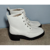 Bottes écru femme – Style mocassin chic et raffiné